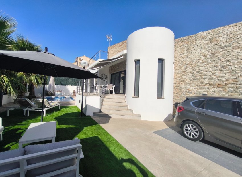Resale - Villa - Polop - Alberca