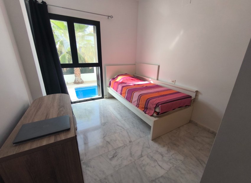 Resale - Villa - Polop - Alberca