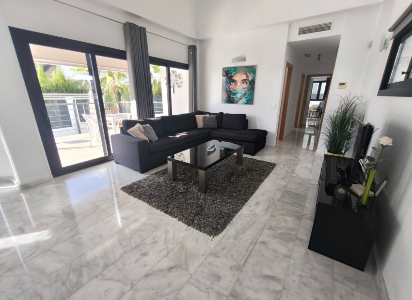 Resale - Villa - Polop - Alberca