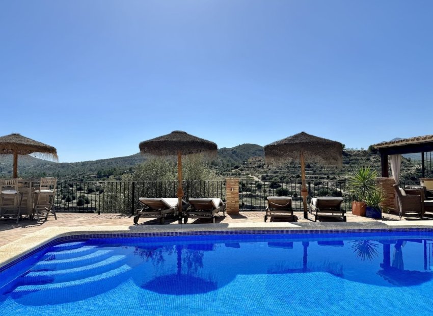 Resale - Villa - Relleu