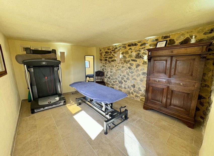 Resale - Villa - Relleu