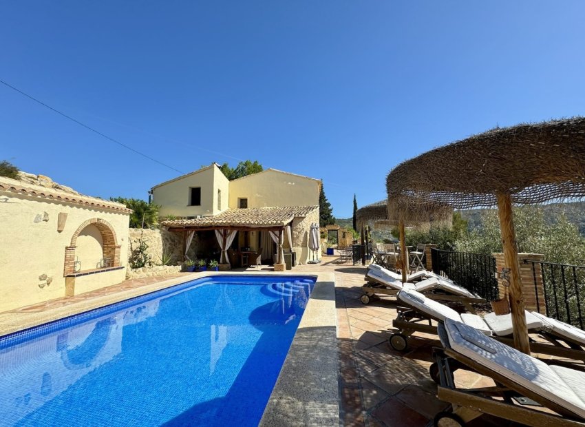 Resale - Villa - Relleu
