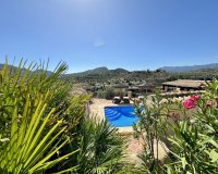 Resale - Villa - Relleu