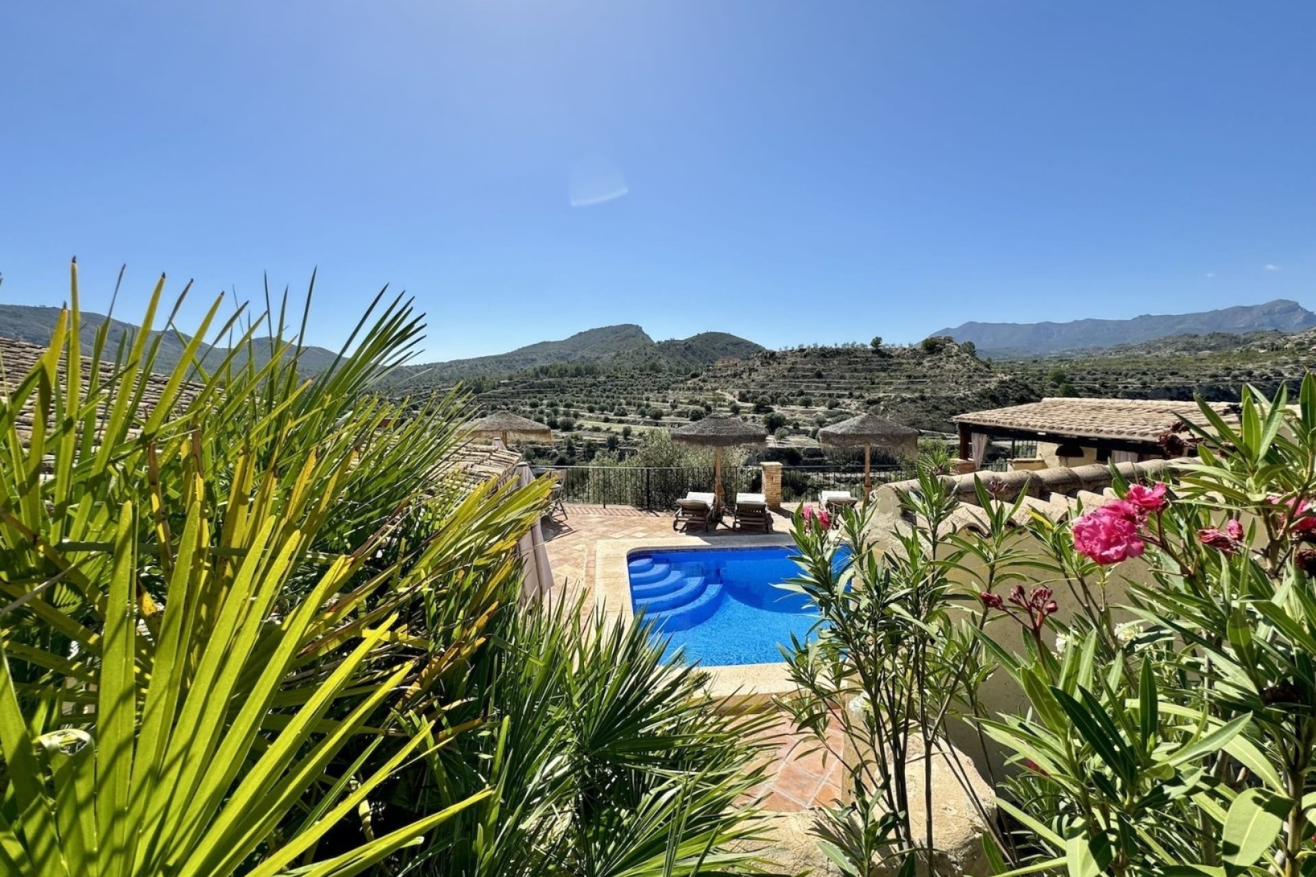 Resale - Villa - Relleu