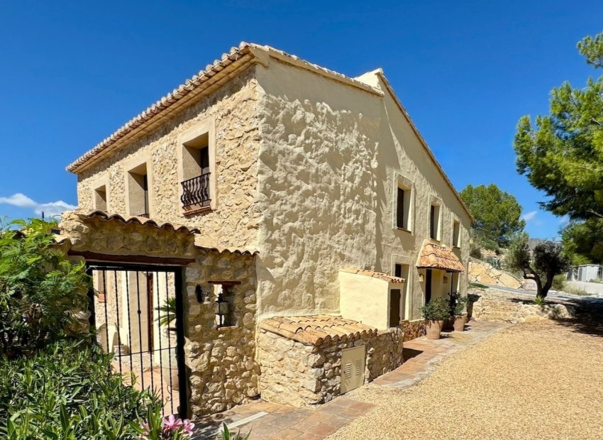 Resale - Villa - Relleu