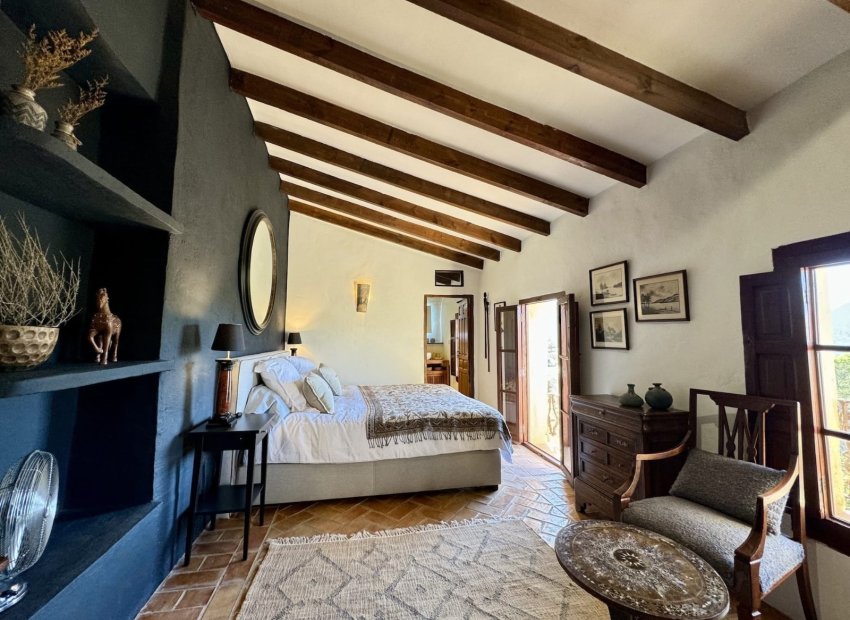 Resale - Villa - Relleu