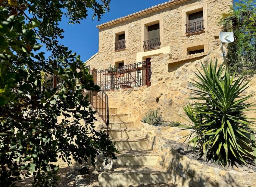 Resale - Villa - Relleu