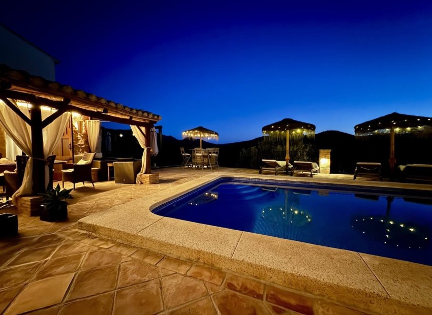 Resale - Villa - Relleu