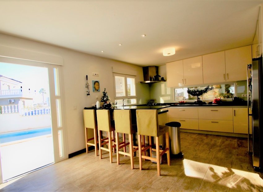 Resale - Villa - Rojales - Ciudad Quesada