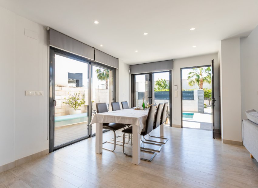 Resale - Villa - Rojales - Ciudad Quesada