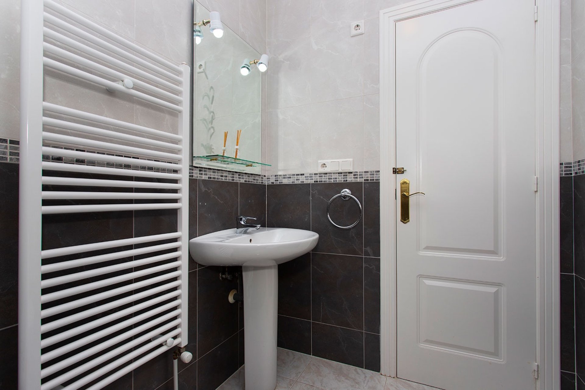 Resale - Villa - Rojales - Pueblo