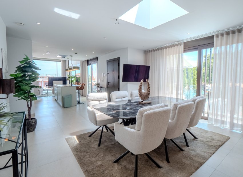Resale - Villa - Rojales