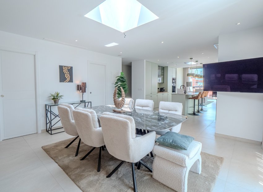 Resale - Villa - Rojales