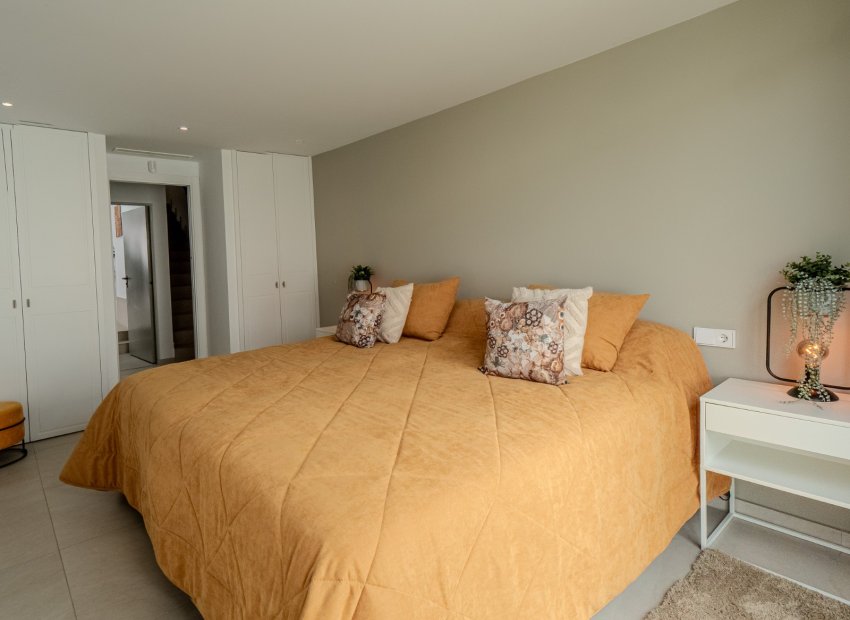 Resale - Villa - Rojales