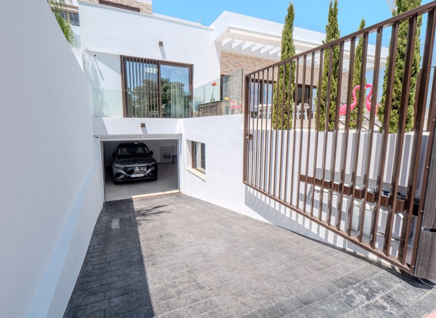 Resale - Villa - Rojales