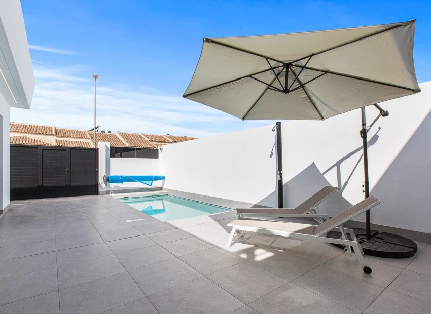 Resale - Villa - Roldán - Lo Ferro