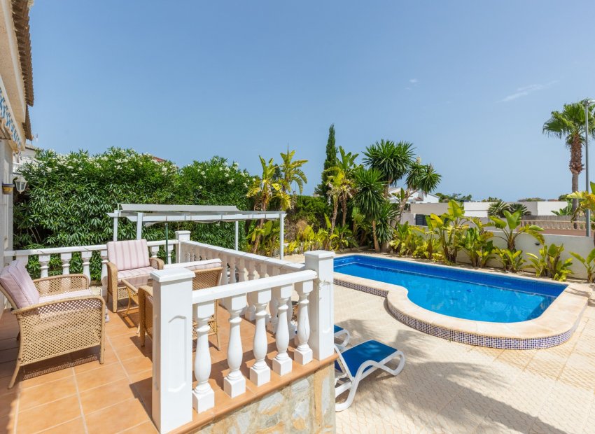 Resale - Villa - San Fulgencio - La Marina