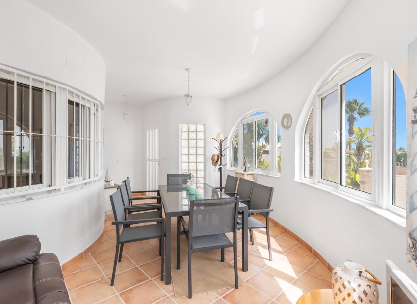 Resale - Villa - San Fulgencio - La Marina