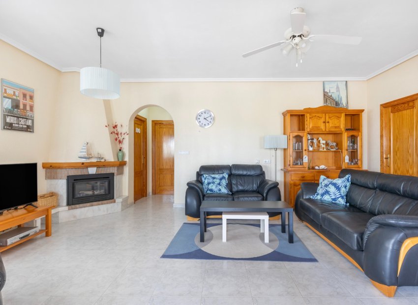 Resale - Villa - San Fulgencio - La Marina