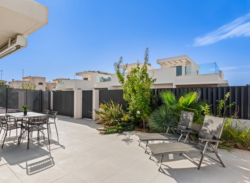 Resale - Villa - San Fulgencio - La Marina