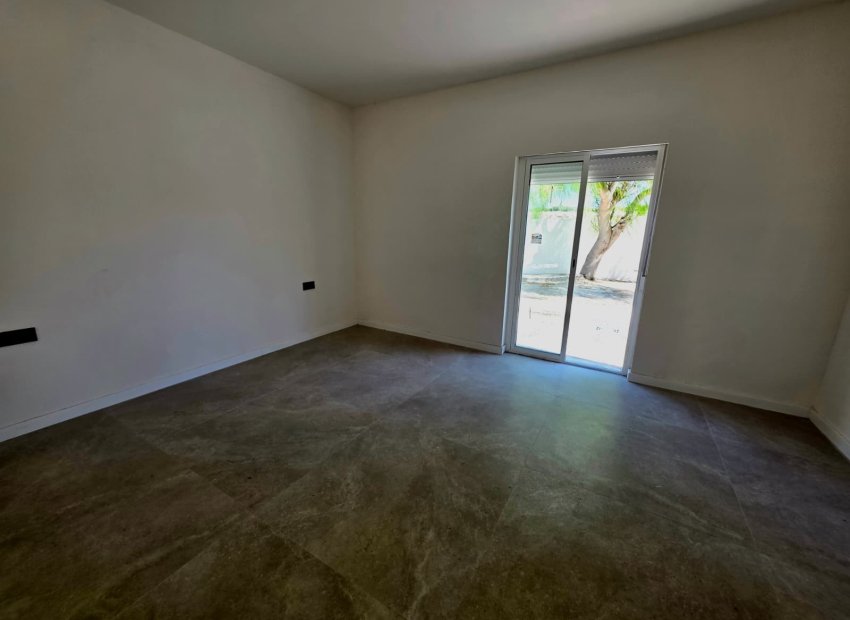 Resale - Villa - San Fulgencio - La Marina