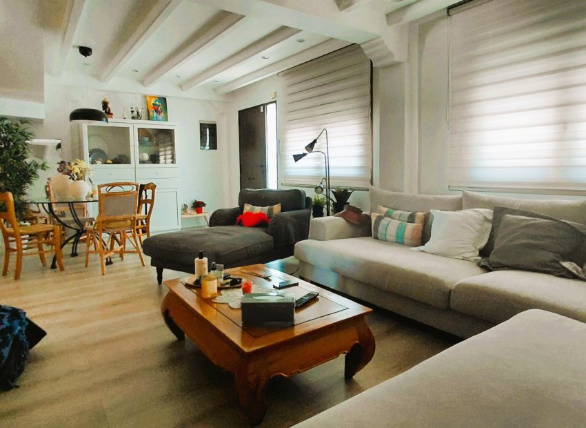 Resale - Villa - San Fulgencio