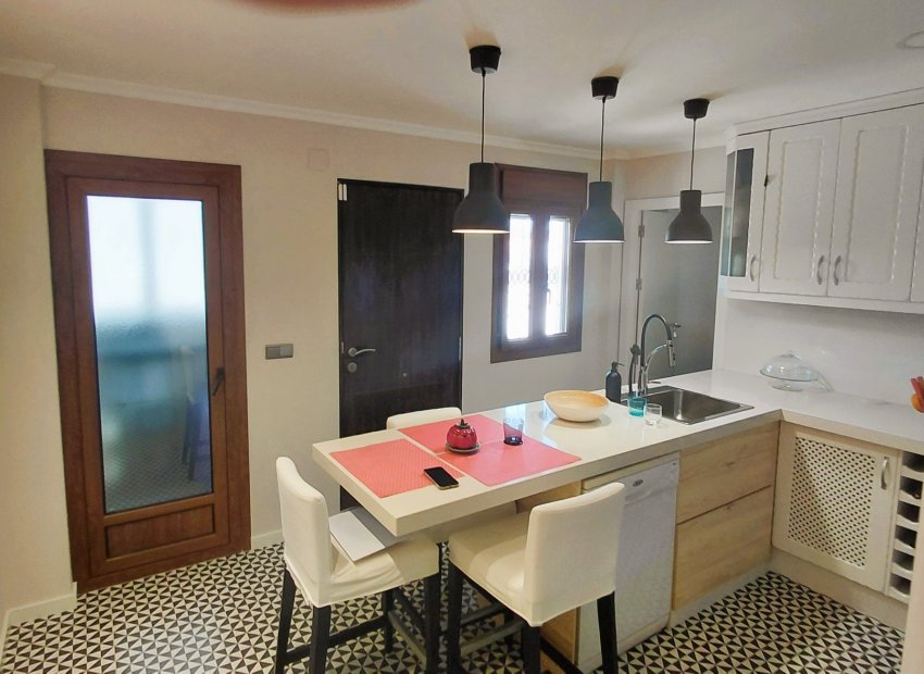 Resale - Villa - San Fulgencio