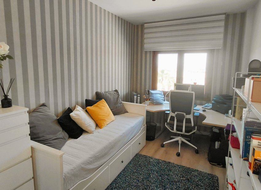Resale - Villa - San Fulgencio