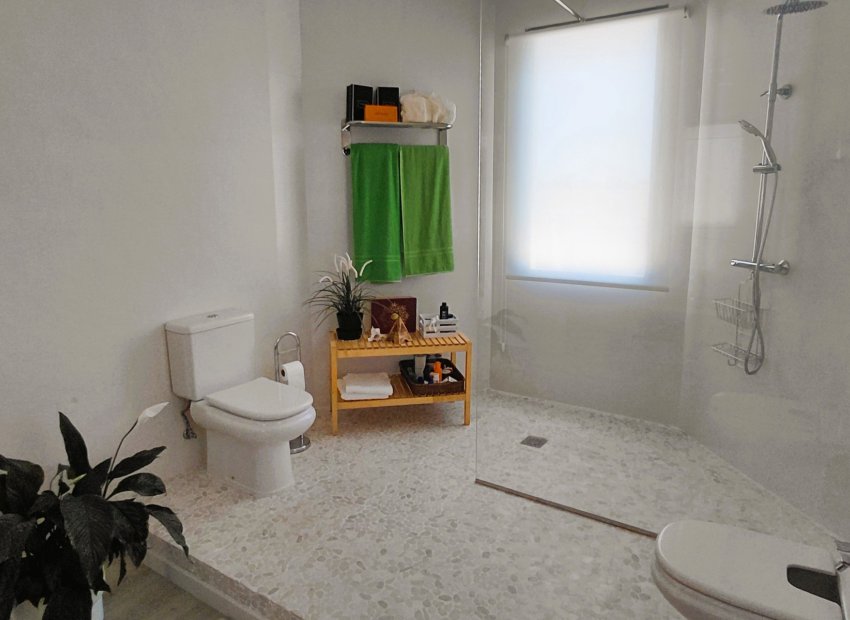 Resale - Villa - San Fulgencio