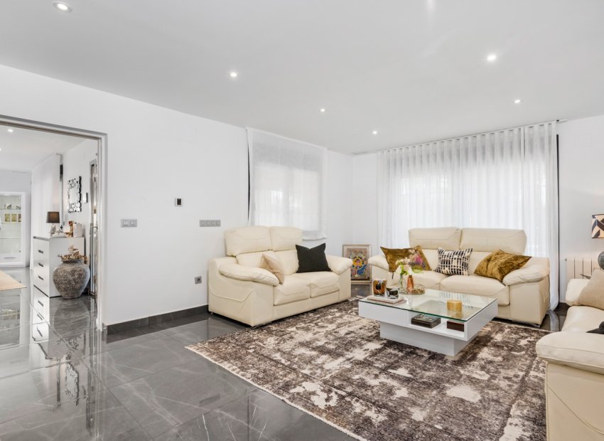 Resale - Villa - San Juan - Frank Espinós