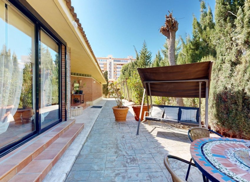 Resale - Villa - San Juan - San Juan de Alicante