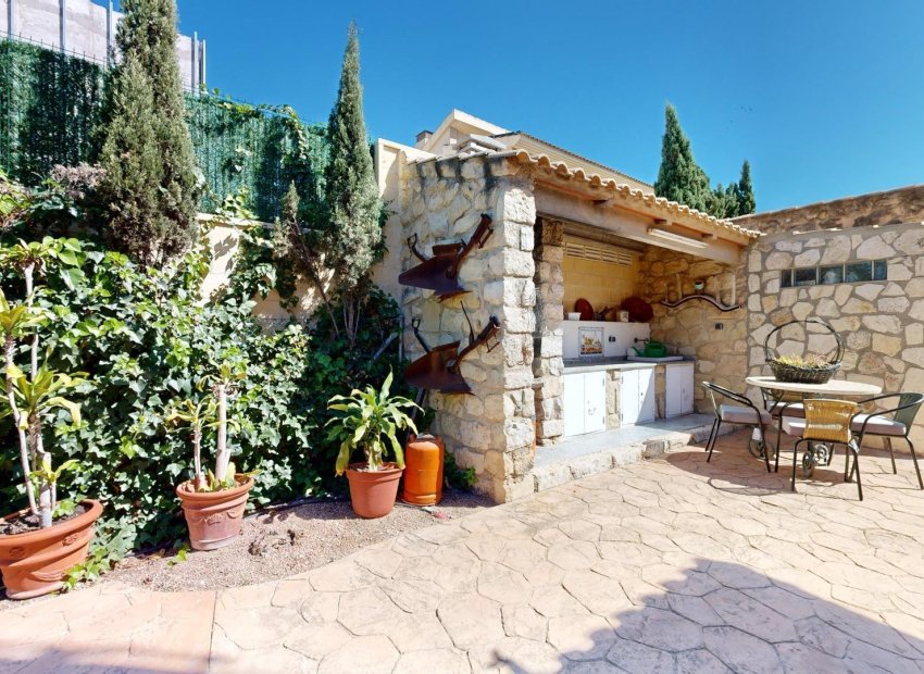 Resale - Villa - San Juan - San Juan de Alicante