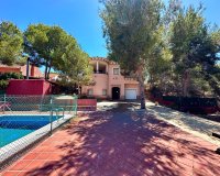 Resale - Villa - San Miguel de Salinas - Ciudad de las comunicaciones