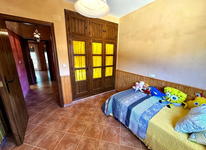 Resale - Villa - San Miguel de Salinas - Ciudad de las comunicaciones