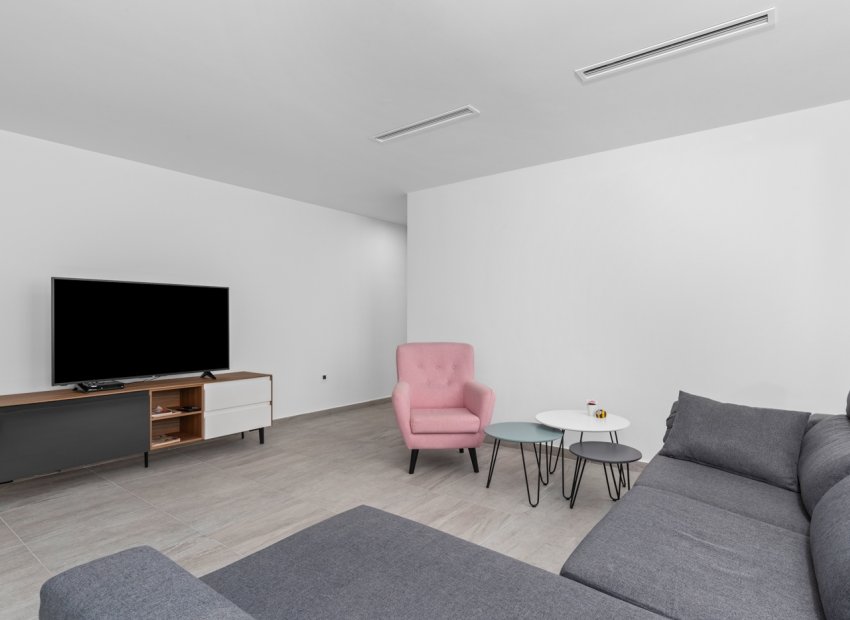 Resale - Villa - San Miguel de Salinas - Costa Blanca