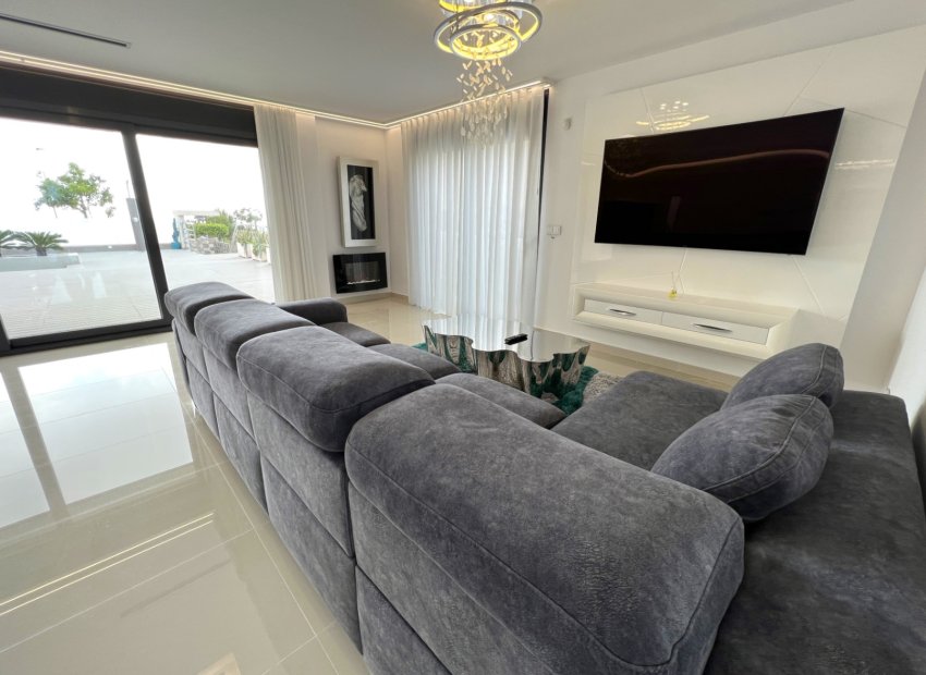 Resale - Villa - San Miguel de Salinas - Costa Blanca