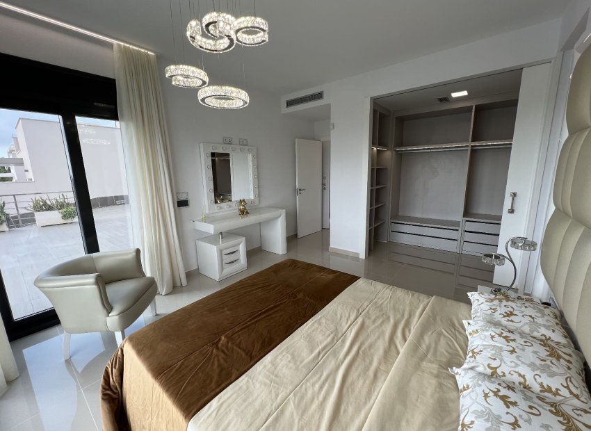 Resale - Villa - San Miguel de Salinas - Costa Blanca