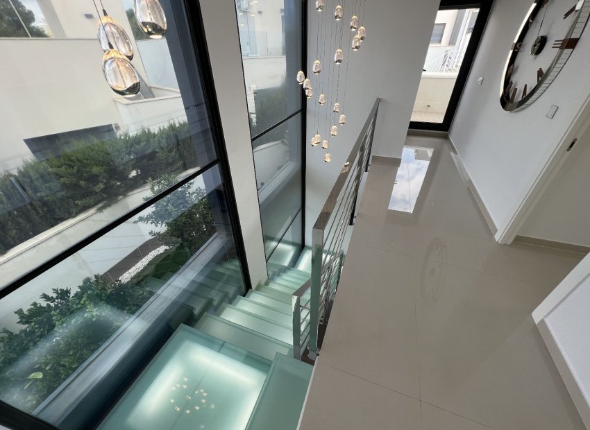 Resale - Villa - San Miguel de Salinas - Costa Blanca