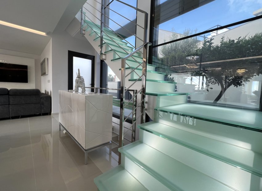 Resale - Villa - San Miguel de Salinas - Costa Blanca