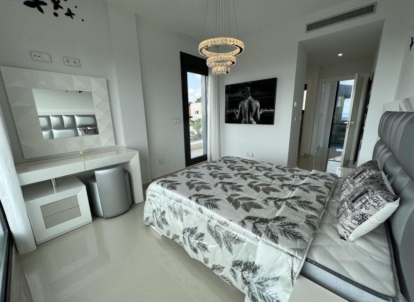 Resale - Villa - San Miguel de Salinas - Costa Blanca