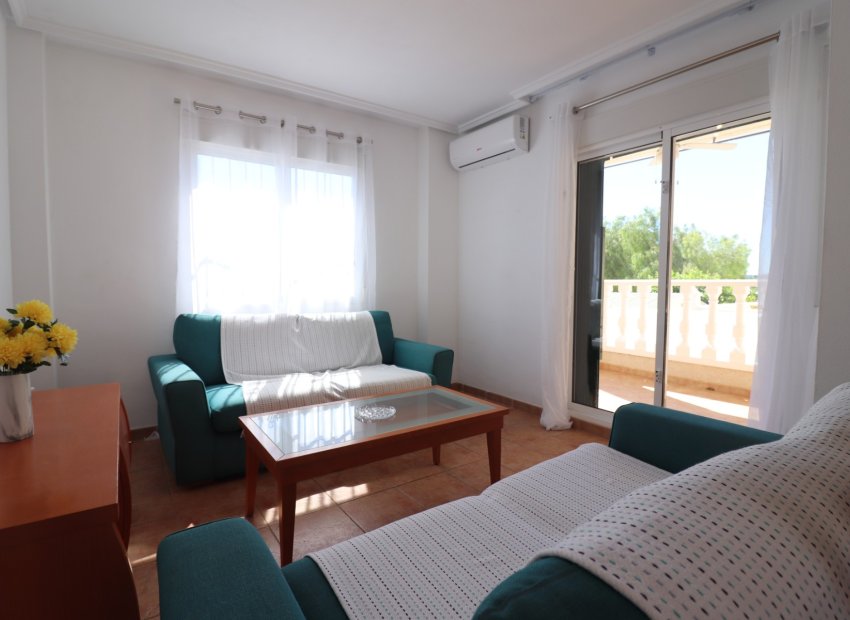 Resale - Villa - San Miguel de Salinas - Lake View Mansions