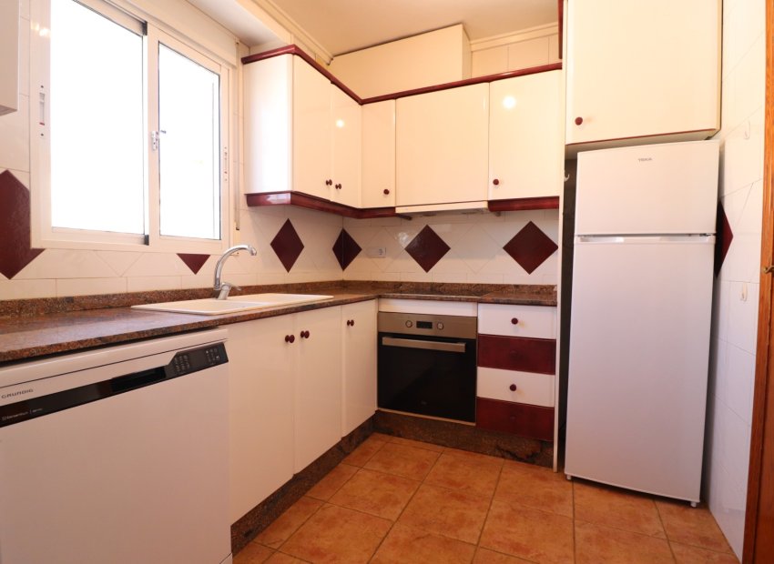 Resale - Villa - San Miguel de Salinas - Lake View Mansions