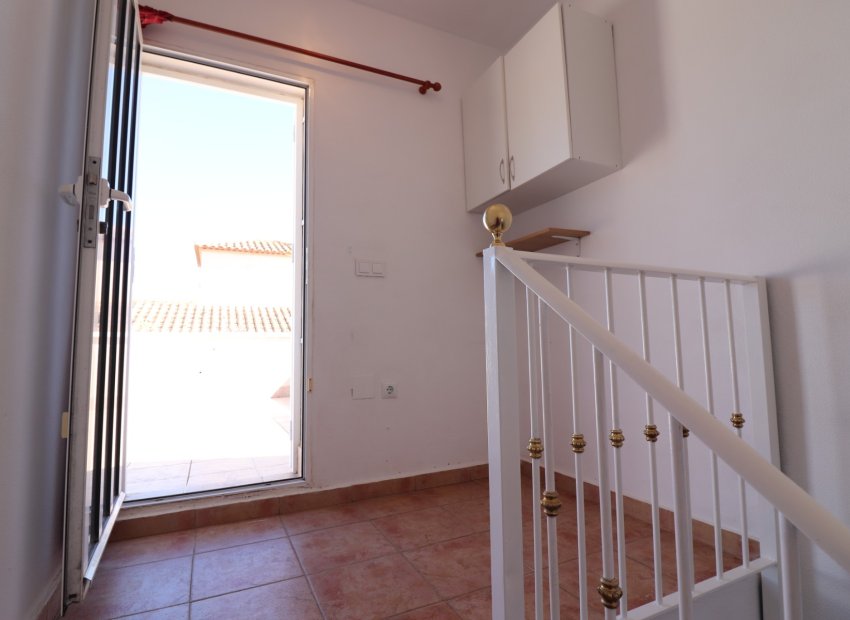 Resale - Villa - San Miguel de Salinas - Lake View Mansions