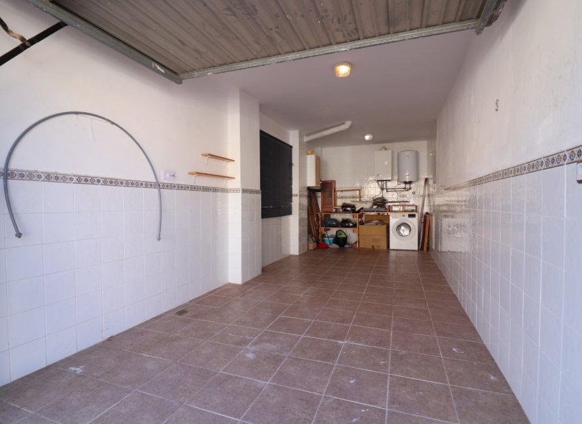 Resale - Villa - San Miguel de Salinas - Lake View Mansions