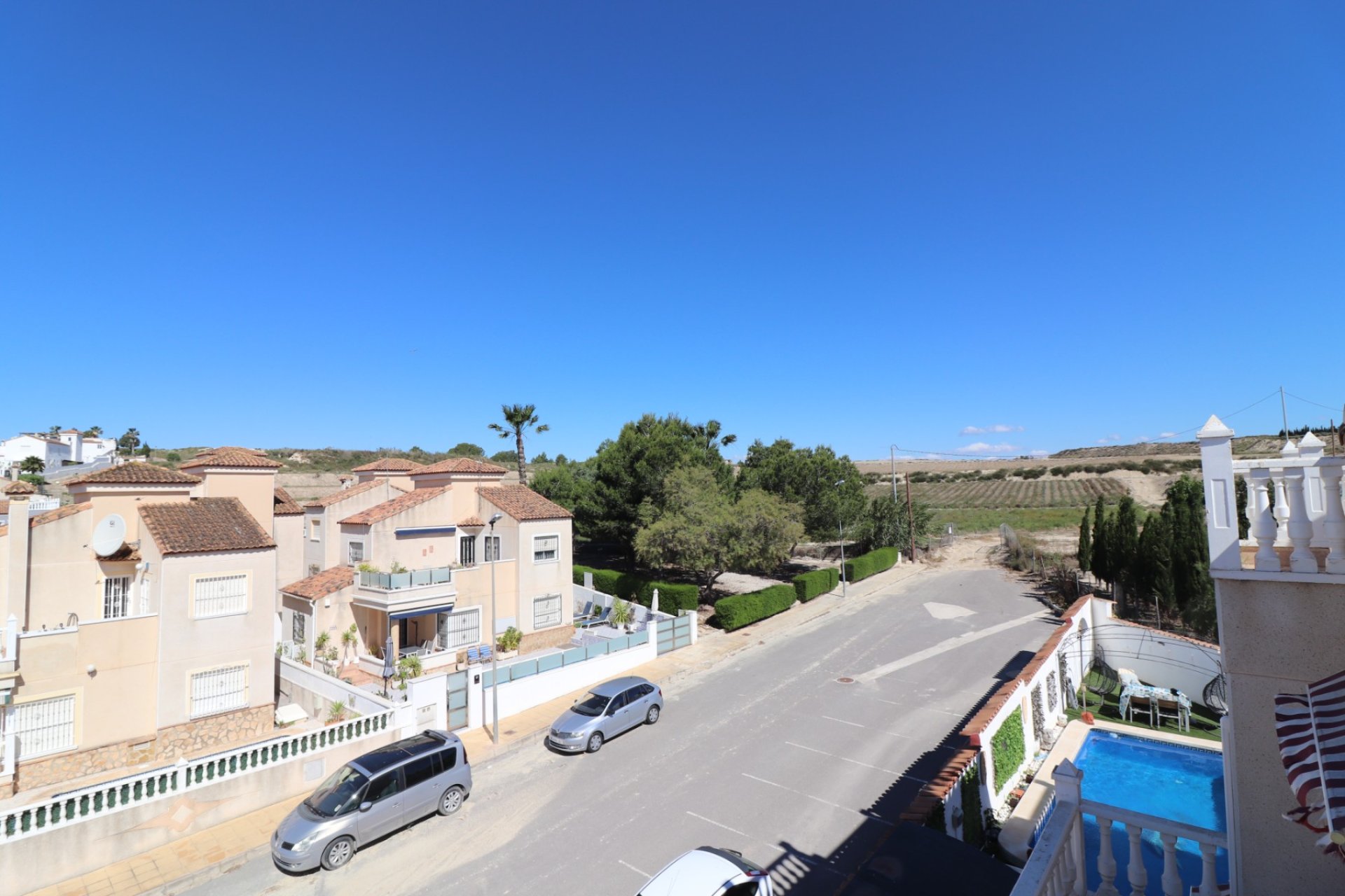 Resale - Villa - San Miguel de Salinas - Lake View Mansions