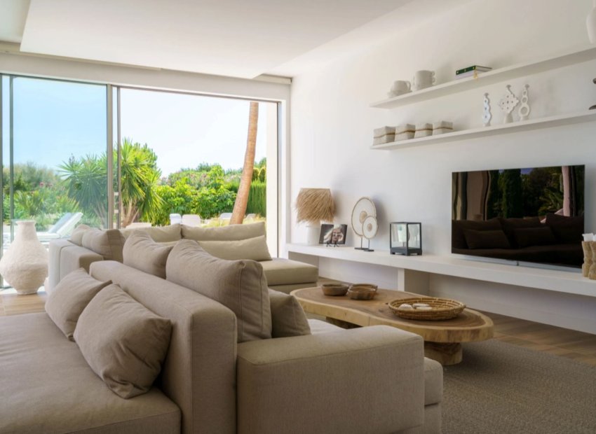 Resale - Villa - San Miguel de Salinas - Las Colinas golf