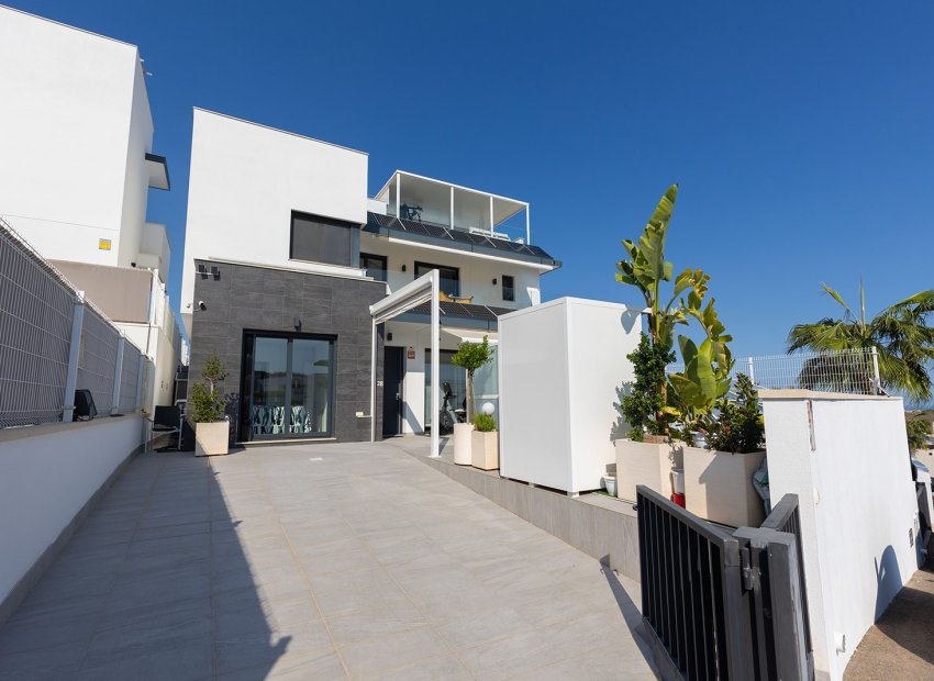 Resale - Villa - San Miguel de Salinas - Mirador De San Miguel