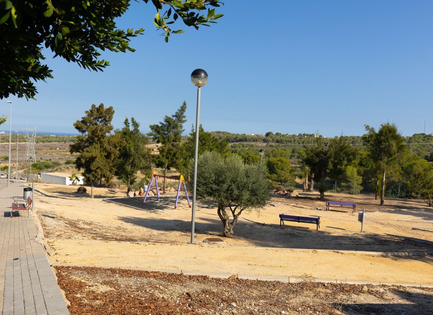 Resale - Villa - San Miguel de Salinas - Mirador De San Miguel