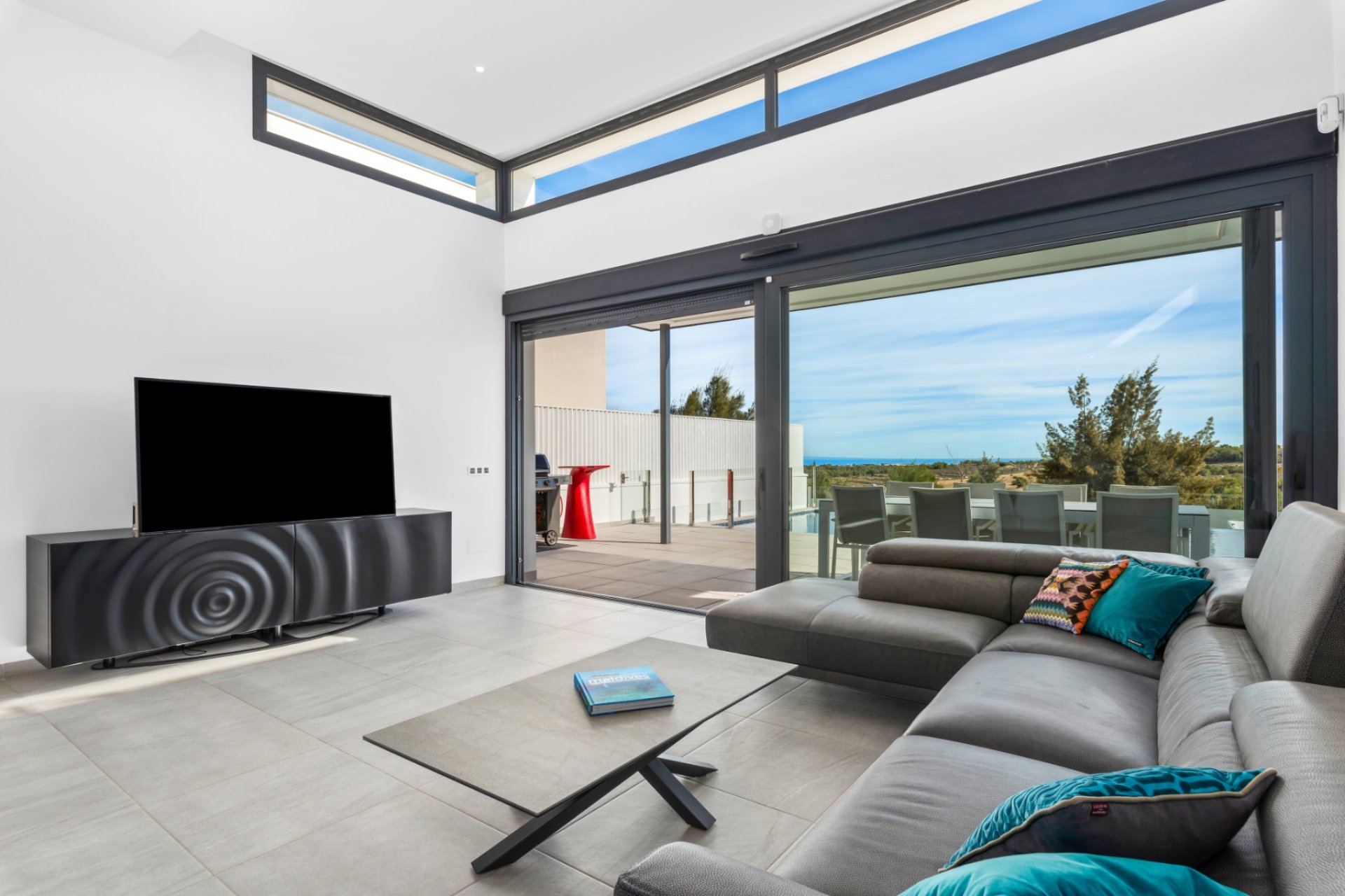 Resale - Villa - San Miguel de Salinas - Mirador De San Miguel