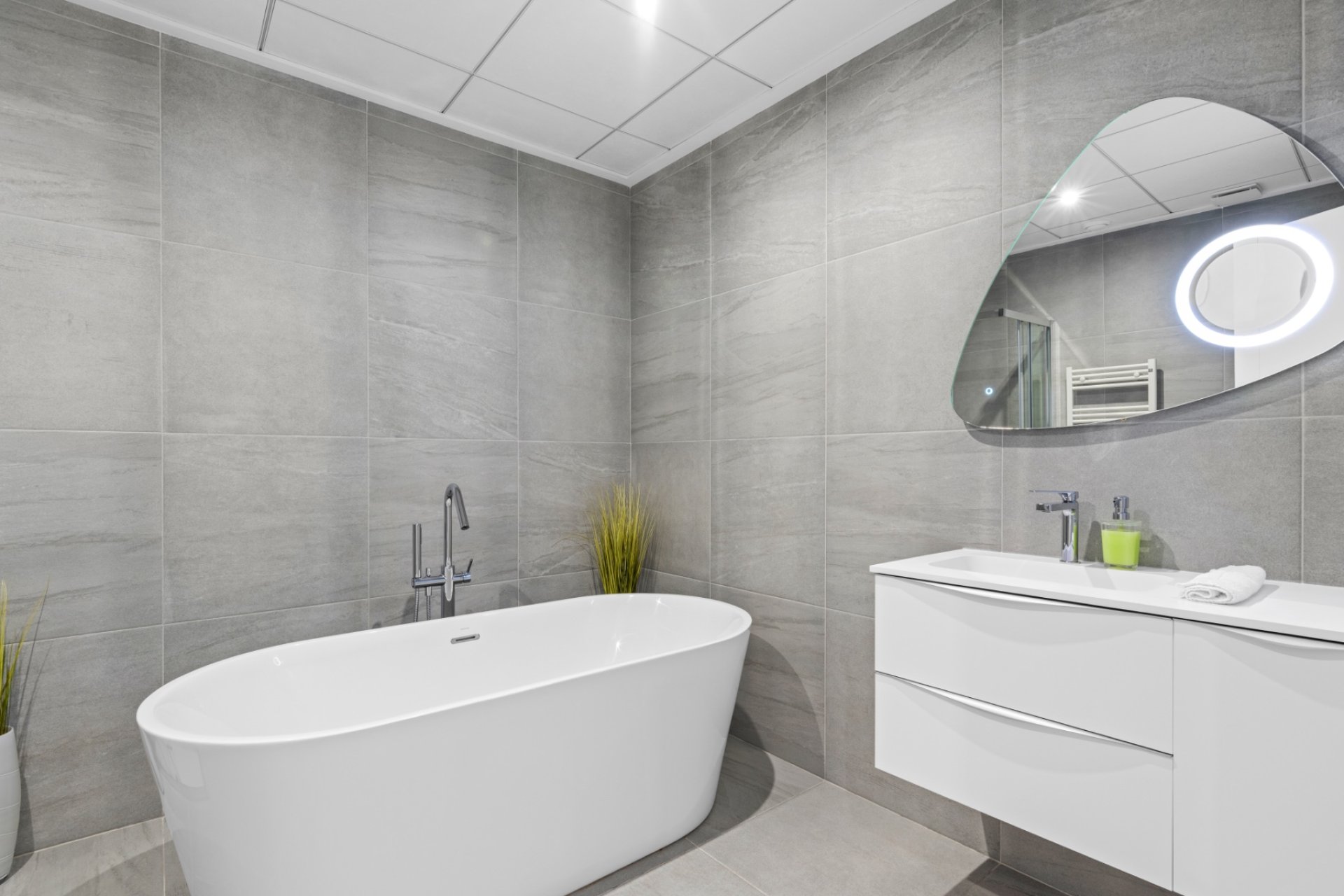 Resale - Villa - San Miguel de Salinas - Mirador De San Miguel